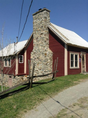  Chalet ancestral l'Orignal  Эстман